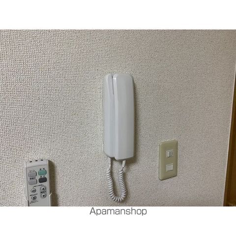 サープラス和の内装写真