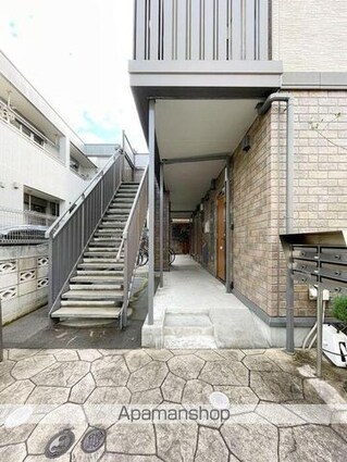 東京都中野区若宮１丁目[1LDK/33.39m2]のエントランス