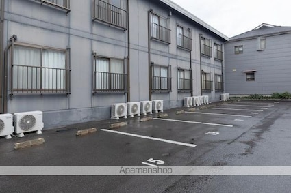 エイト屋島[1R/19.66m2]の駐車場