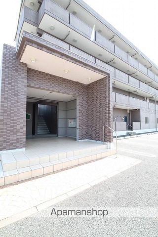ノーブル古瀬の玄関写真
