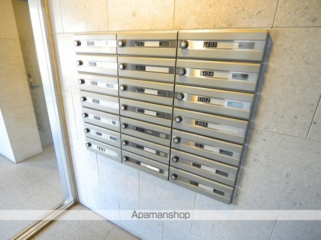 ＡＺ小石川[2LDK/62.75m2]の共用部2