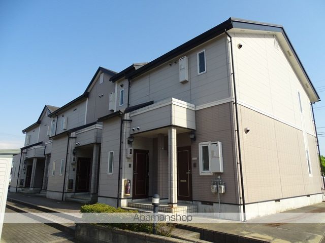 アムールA棟の玄関写真