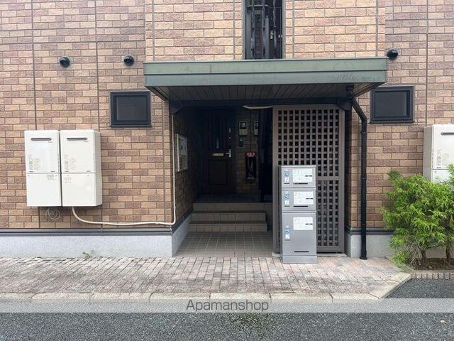 ウィル・ノーブル Bの玄関写真