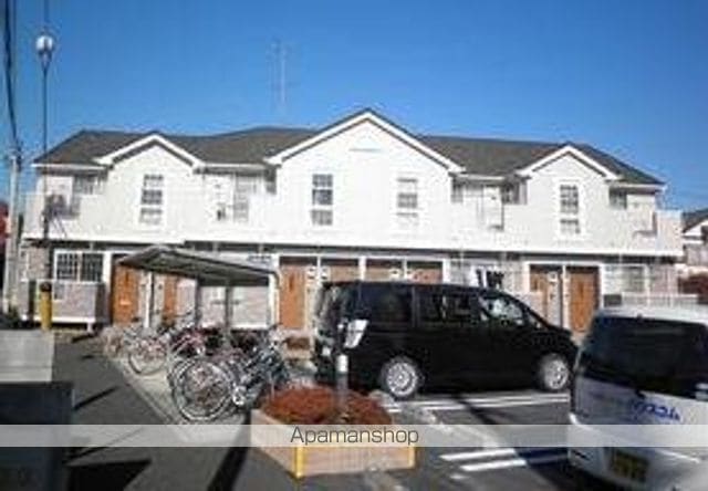 ピュアホワイト国立の外観写真