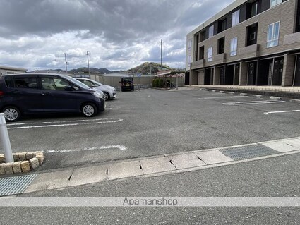 アンジュールＡＲＩＤＡ　Ⅰ[1K/31.65m2]の駐車場2