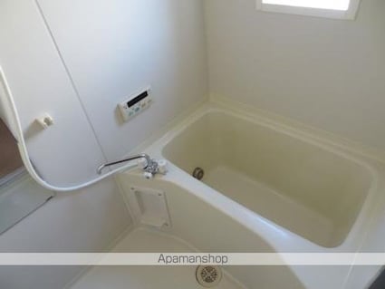 グリーンパーク　Ｄ[2LDK/72m2]のバス