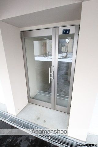ウィステリア菊水元町の玄関写真