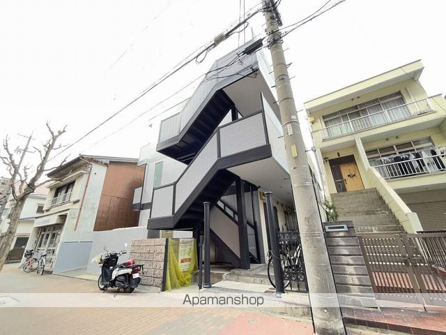 港陽ハイツの外観写真