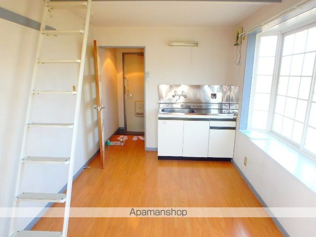 メゾンロワール皇山町の内装写真