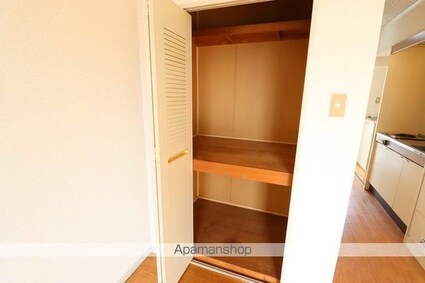 パレス仁方屋[1R/20.11m2]の収納