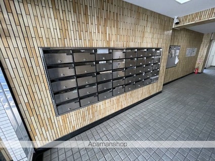 ドミール四ツ木[3DK/52.8m2]の共用部1