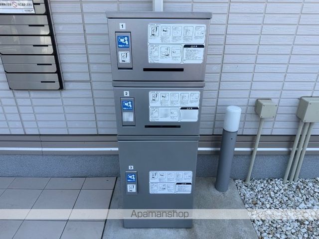 アベニールの玄関写真