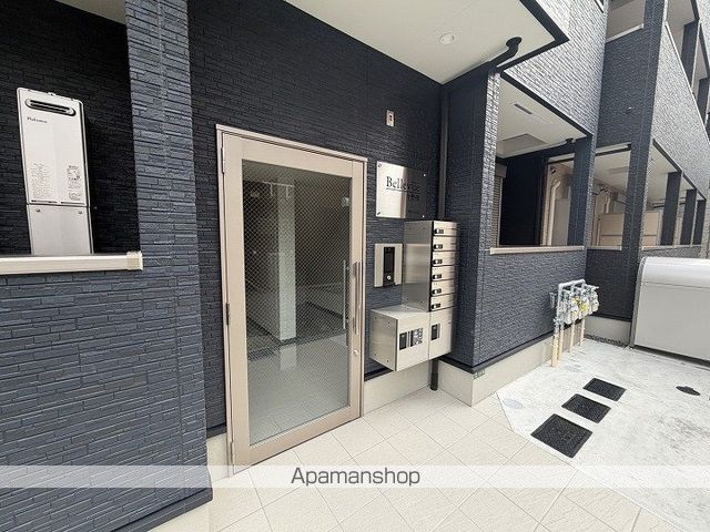 BELLEVUE生野西の玄関写真