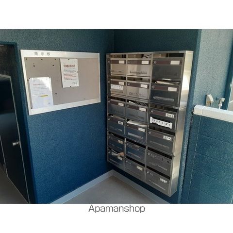 シャインハイム草加新田Iの玄関写真