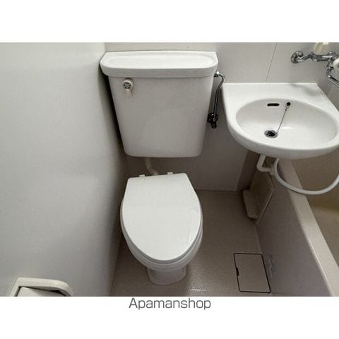 オリーブの内装写真