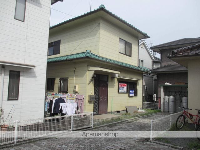 三谷ハイツB棟の外観写真