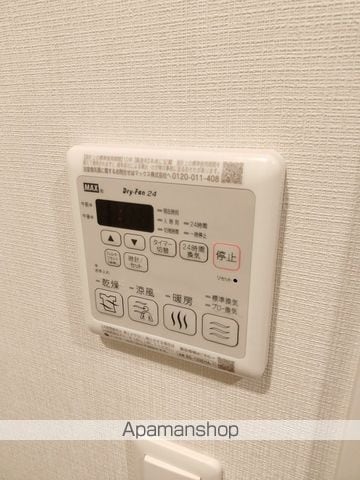 コンフォリア・リヴ南森町IIの内装写真