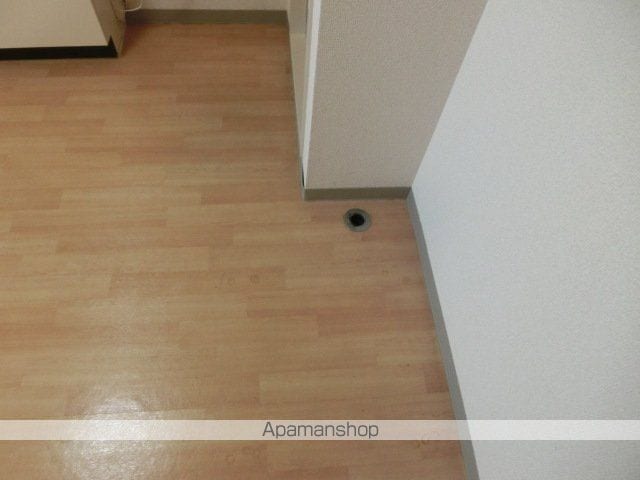 シルバーパールSTRの内装写真