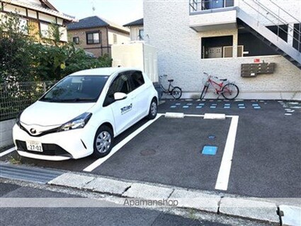 クレシェンドＫ[1K/24.2m2]の駐車場