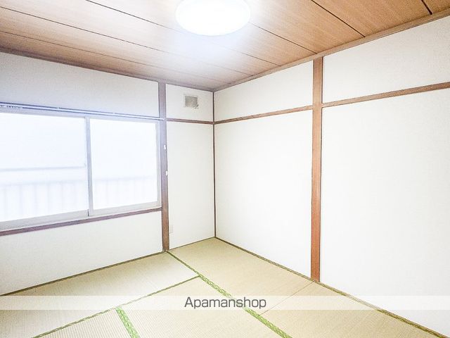 クリスタルピアCの内装写真
