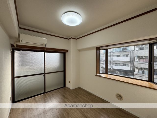 宇品丸八ビルの内装写真