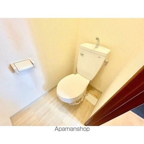 アンプルールフェール六反の内装写真