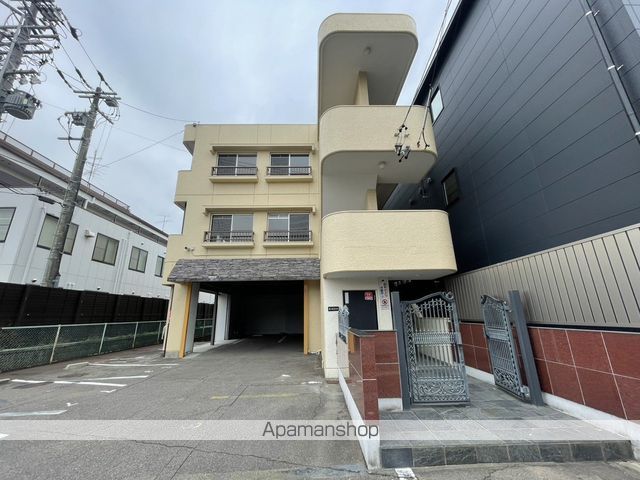 第二秋善ビルの外観写真