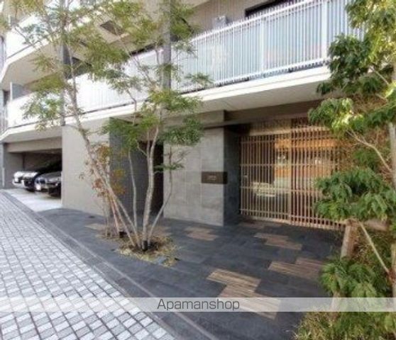 クレイシア森下ステーションサイトの玄関写真