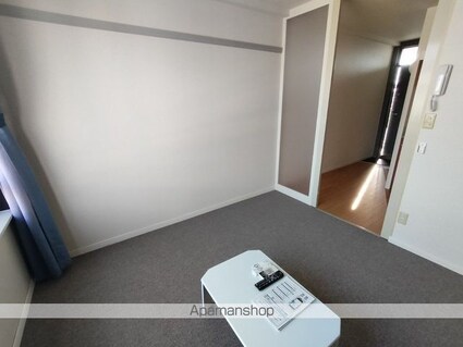 レオパレス日の出[1K/26.49m2]のリビング・居間2