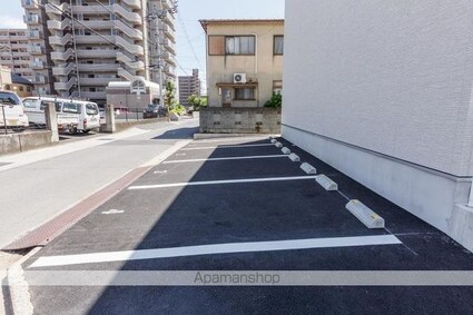 ＨＹＯーＤＯＲＵ木太町Ａ・Ｂ[1DK/33.87m2]の駐車場