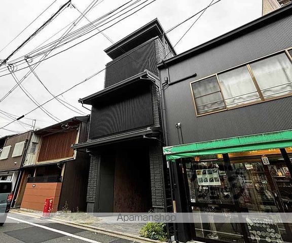 京阪電気鉄道京阪線 清水五条駅 徒歩9分 築3年