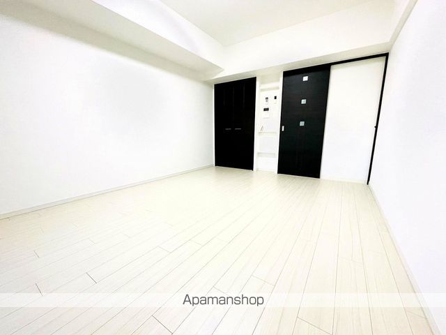 フォレストグレイス滝井駅前Iの内装写真
