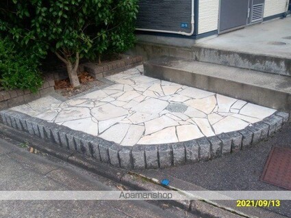 レオパレス浄心[1K/19.87m2]のエントランス