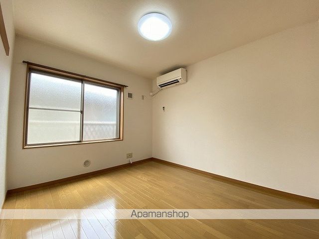 クレアーレ瑞江IVの内装写真