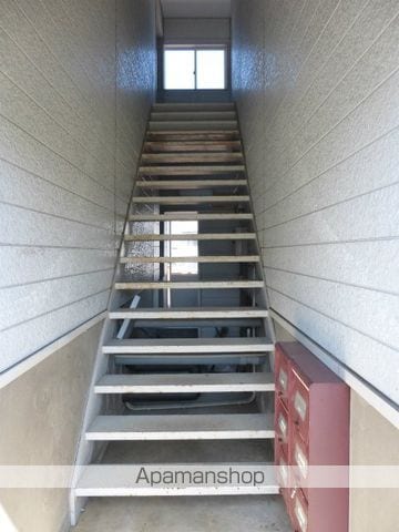 ハイツM 1号棟の玄関写真
