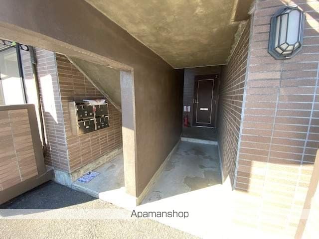 CREST SQUARE IIの玄関写真