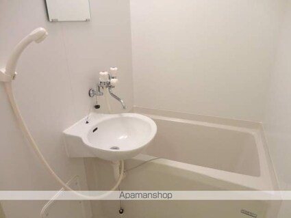 レオパレスウーノ安原[1K/26.08m2]のバス