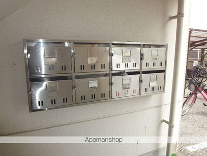 市川マンションⅡ[2DK/36.22m2]のエントランス