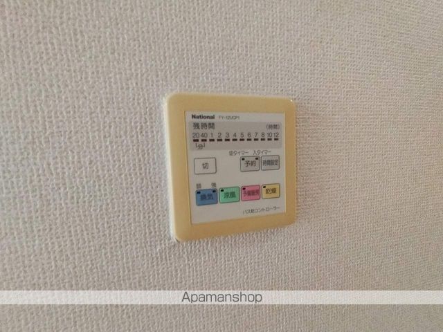 フロン・ツオーネの内装写真