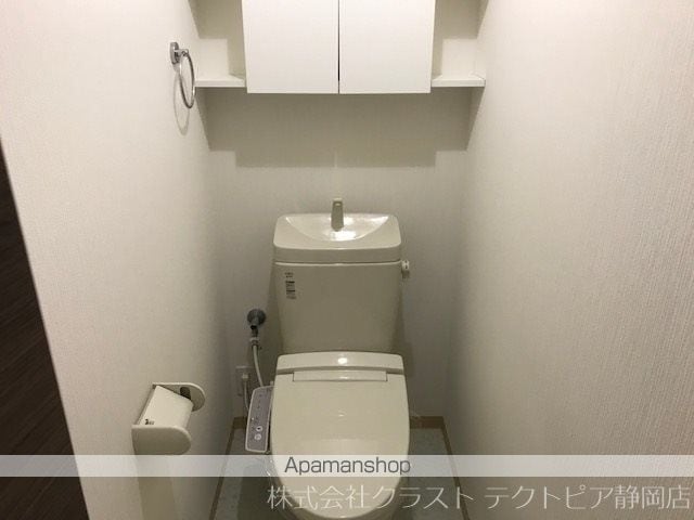 ホームタウン岩田の内装写真