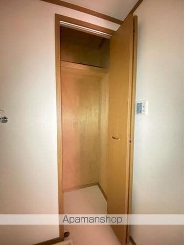 リフティ新浜 Iの内装写真