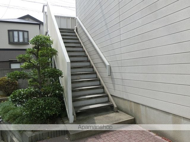 ハイツまほろばの玄関写真
