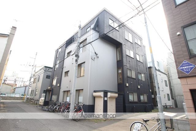 パラシオン南10条の外観写真