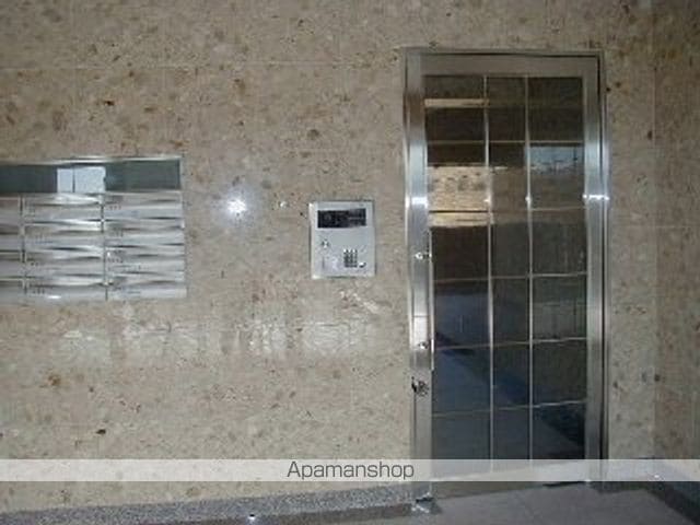 アンビエンテIの玄関写真