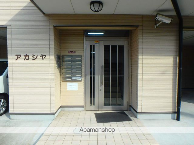 アカシヤの玄関写真