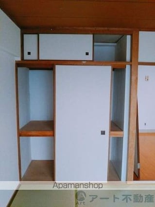 愛媛県松山市石手４丁目[2LDK/47m2]の収納