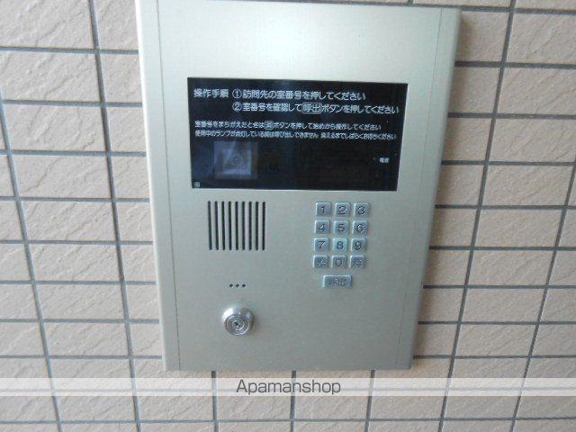 ラグラシューズの玄関写真