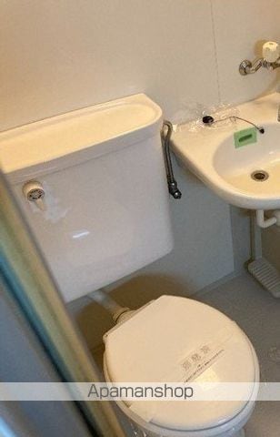 オリーブの内装写真