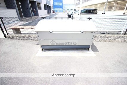 メイト[1K/27.62m2]のエントランス1