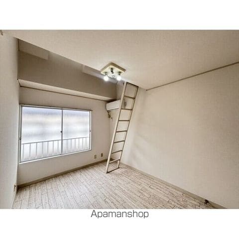 プラザ・ドゥ・ガロンヌD棟の内装写真